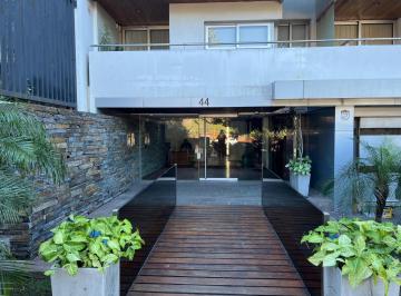 Departamento · 66m² · 3 Ambientes · ¡Amplio Departamento con Vista Al Parque Sarmiento!