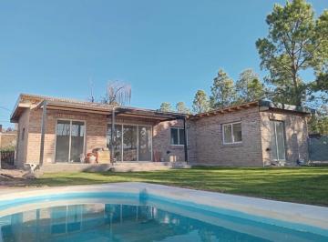 Casa de 6 ambientes, Vistalba · Casa en Alquiler - Terrazas de Chacras