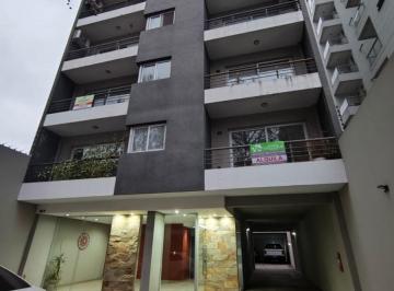 Departamento de 2 ambientes, Quilmes · Depto 2 Amb C/ Cochera - Matienzo 183, Quilmes