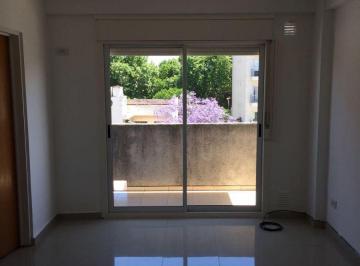 Departamento de 1 ambiente, Flores · Pergamino 165 - Apto Credito - Contrafrente con Balcón. Muy Luminoso