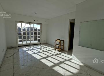 Departamento · 40m² · 2 Ambientes · Exc. Depto. 2 Amb. Cerca de Av Cabildo y General Paz