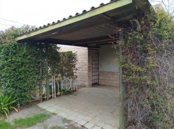 Casa · 720m² · 4 Ambientes · 1 Cochera · Casa 3 Dorm. Sobre Gran Lote en Monte Hermoso