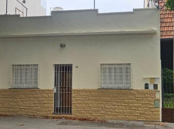 PH de 4 ambientes, Versalles · PH con Entrada Independiente en Versalles