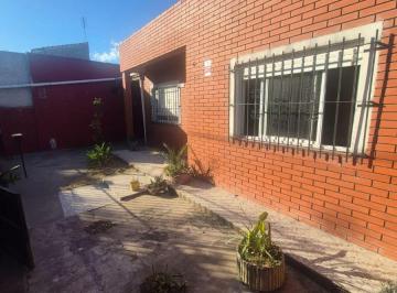 Casa de 3 ambientes, Lomas de Zamora · Casa en Venta en Llavallol