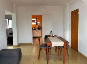 Imagen 1 · Departamento Céntrico de 3 Dorm.