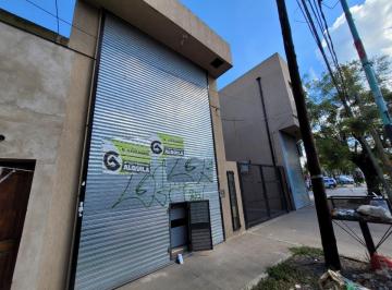 Local comercial · 57m² · 2 Ambientes · En Alquiler | Hermoso Local de 2 Pisos en Moreno Centro - Sobre Rosset (Ex Independencia) y Av Vic