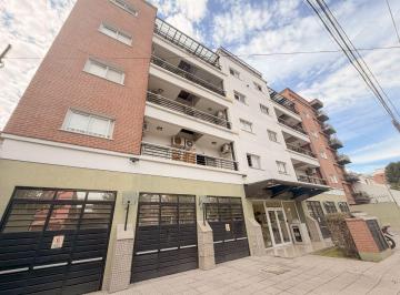 Departamento de 2 ambientes, Morón · Alquiler 2 Ambientes con Cochera en Castelar