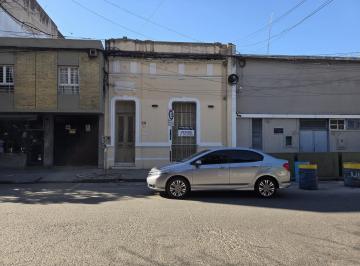 Casa · 330m² · 6 Ambientes · Casa en Venta B°sur. Ideal Desarrollo Comercial