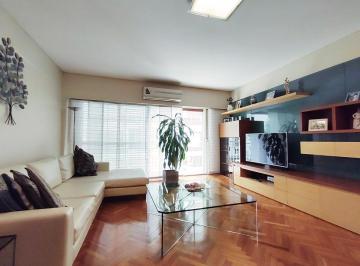 Departamento · 174m² · 5 Ambientes · 1 Cochera · Departamento de 5 Ambientes C/ Dep y Cochera en Venta en Recoleta/ Barrio Norte