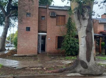 PH · 130m² · 5 Ambientes · 1 Cochera · PH en San Fernando