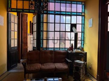 Casa · 250m² · 6 Ambientes · Venta Casona en Villa Devoto - Patrimonio Historico