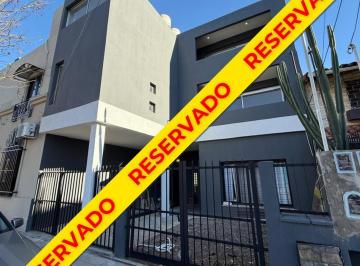 PH · 70m² · 3 Ambientes · 1 Cochera · PH 3 Amb. con Patio y Balcon a Estrenar