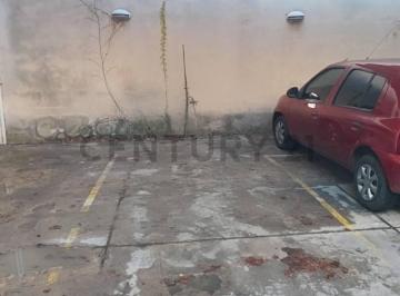Garage · 17m² · Venta de Cochera en Planta Baja Sobre Av Belgrano