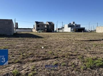Terreno · 350m² · Terreno Pampas de Manantiales | Lote Central de 350 m²