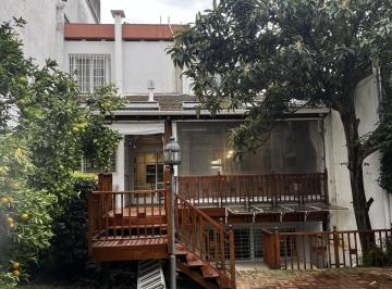 Casa · 370m² · 5 Ambientes · 4 Cocheras · Casa en Vicente Lopez