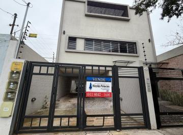 Casa · 94m² · 4 Ambientes · 1 Cochera · Venta Casa 4 Ambientes Olivos