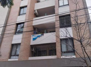 Departamento de 2 ambientes, Córdoba · Depto 1 Dormit. Ambientes Amplios y Practicos, Excelente Ubicacion en Alto Alberdi!