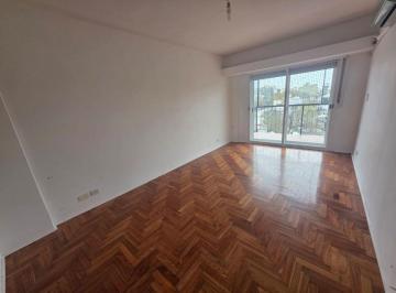 Departamento de 2 ambientes, Villa General Mitre · Bolivia 1400 - Semi Piso 2 Ambientes 47 m² Impecable Estado Balcon a m J B Justo