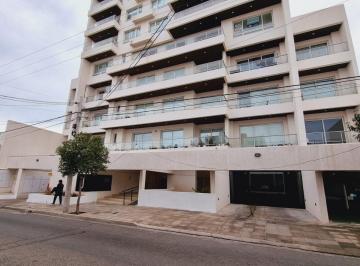 Departamento · 62m² · 2 Ambientes · 1 Cochera · Venta Departamento 1 Dormitorio. Edificio Urbano