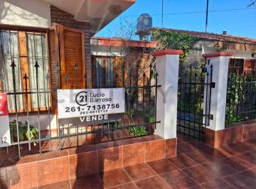 Casa · 123m² · 7 Ambientes · ¡Casa en Venta en Guaymallen!