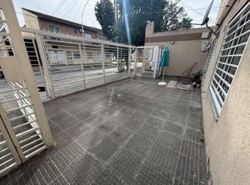 MGZ-MGZ-943_2 · Alquiler de 2 Ambientes en Lomas del Mirador con Cochera Planta Baja