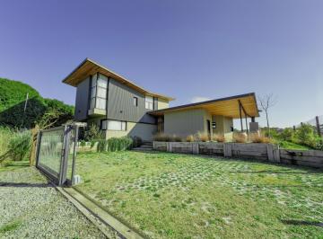 Casa · 184m² · 4 Ambientes · Casa Moderna en Chapadmalal Cruz del Sur