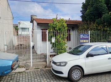 Casa de 3 ambientes, Quilmes · Chalet en Venta 3 Ambientes con Patio y Entrada de Auto – Ezpeleta