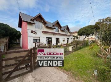 Edificio · 195m² · 6 Ambientes · 4 Cocheras · Venta en Block - Lote de 800 m² a Una Cuadra de La Playa!