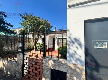 Casa · 180m² · 3 Ambientes · 1 Cochera · Casa en Los Polvorines