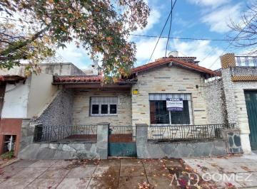 PH · 106m² · 3 Ambientes · 1 Cochera · PH 3 Amb Al Frente a Refaccionar