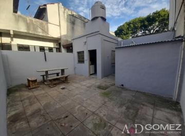 PH · 60m² · 3 Ambientes · PH 3 Amb Al Frente con Patio