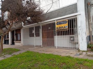 ATT-ATT-4597_2 · Casa 3 Ambientes. | Centenario 1612