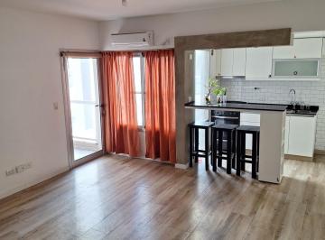 Departamento · 44m² · 2 Ambientes · Destacado Departamento 2 Ambientes con Balcón en Alquiler - Liniers