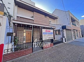 Local comercial de 5 ambientes, La Matanza · Casa Para Uso Comercial