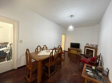 Departamento · 74m² · 3 Ambientes · Departamento de 2 Dorm. en Zona Centro