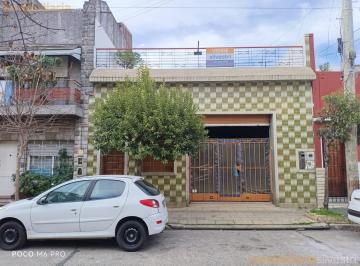 Depósito · 152m² · Arredondo Nro. 80 Avellaneda - Taller / Deposito / Galpón en Venta.