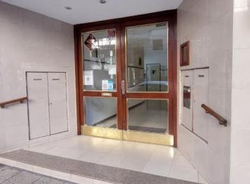 Departamento · 30m² · 1 Ambiente · Monoambiente a La Calle con Cochera Zona Aldrey