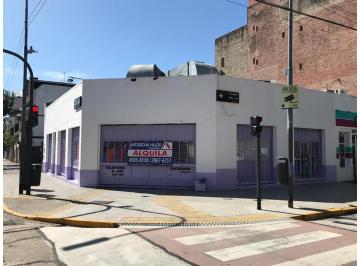 Local comercial · 177m² · Oportunidad. Unico Local Frente a 3 Colegios