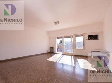 Departamento · 80m² · 3 Ambientes · 1 Cochera · Departamento en Wilde Amplio y Luminoso