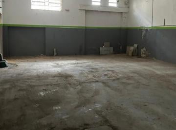 Bodega-Galpón · 367m² · 3 Ambientes · Oportunidad Galpón en Venta en General San Martin Proximo a Av General Paz