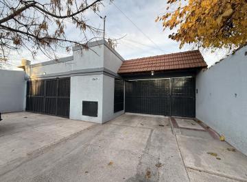 Departamento · 55m² · 3 Ambientes · 1 Cochera · Hauser Vende Departamentos de 2 Habitaciones en Complejo Cerrado en Guaymallén!