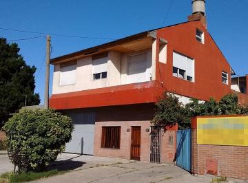 Bodega-Galpón · 150m² · 3 Ambientes · 1 Cochera · Alquiler Galpon - Valentini 400