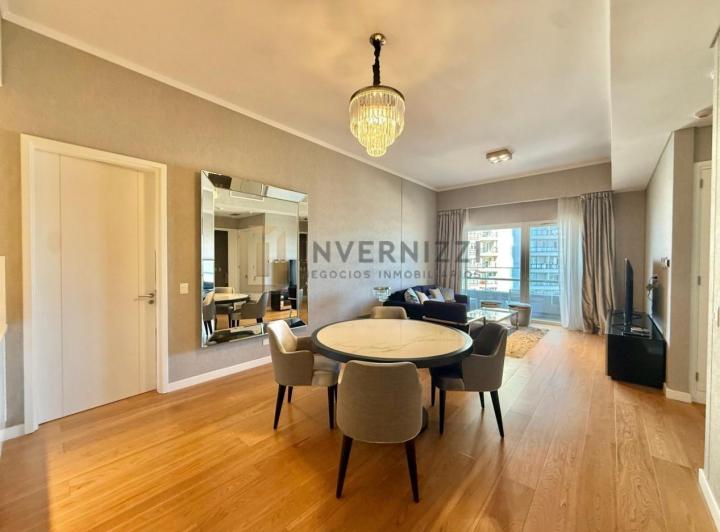 2 Ambientes - Piso Alto - Alvear Tower - Amueblado