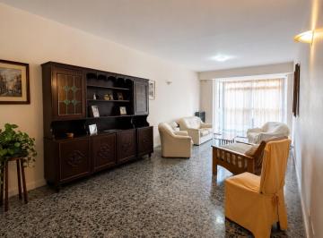 Departamento · 72m² · 3 Ambientes · Departamento - Plaza Colon
