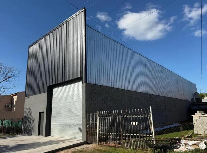 Bodega-Galpón · 400m² · 2 Ambientes