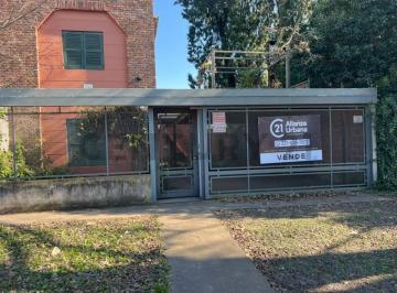 Casa · 218m² · 50 y 27 Casa en Venta La Plata Parque San Martin Doble Ingreso a Refaccionar