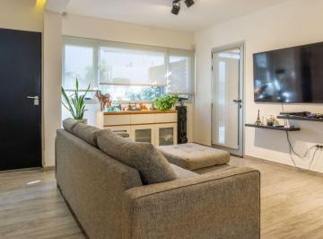 Departamento · 90m² · 6 Ambientes · 1 Cochera · Duplex en Venta Gonnet La Plata