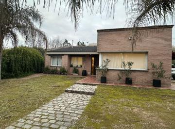 Casa de 5 ambientes, Córdoba · Alquiler Hermosa Casa en Quintas de Italia