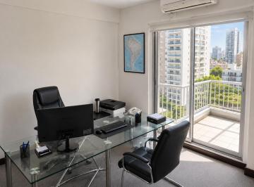 Oficina comercial · 152m² · 9 Ambientes · Oficina Luminosa a Media Cuadra de Plaza San Martin!
