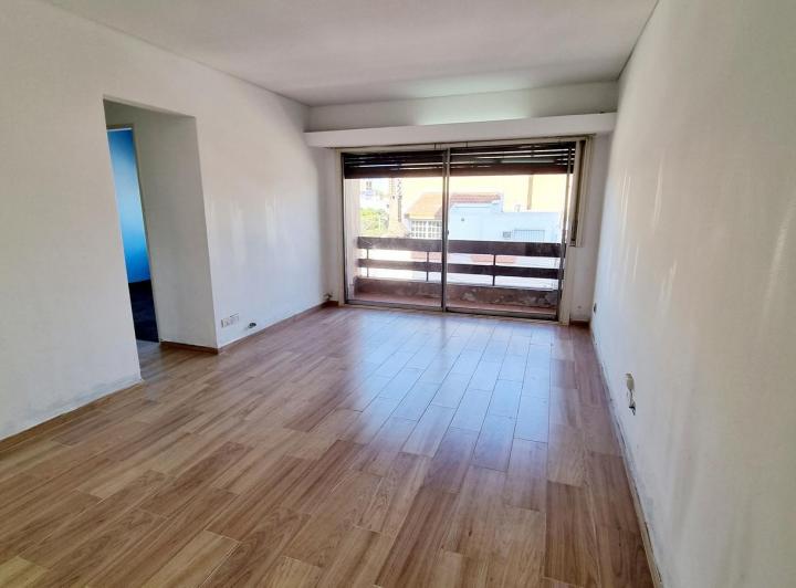 Departamento en alquiler en Remedios de Escalada · 3 ambientes